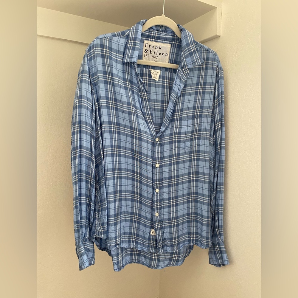 Frank & Eileen Button Up